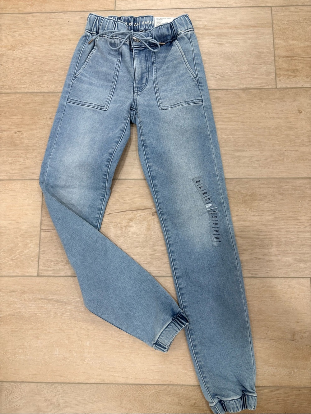 American Eagle Outfitters Light Blue Jogger Jeans
